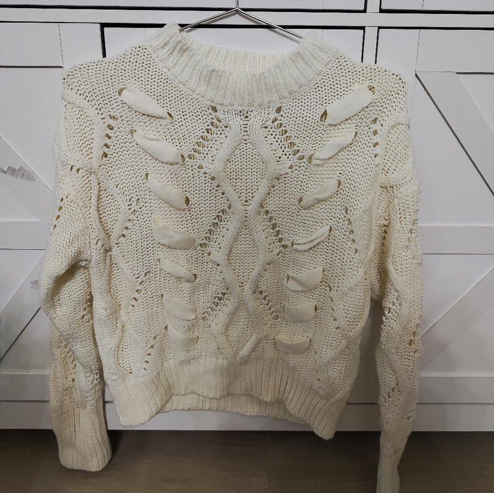 Alya Cream White Cable Knit Sweater